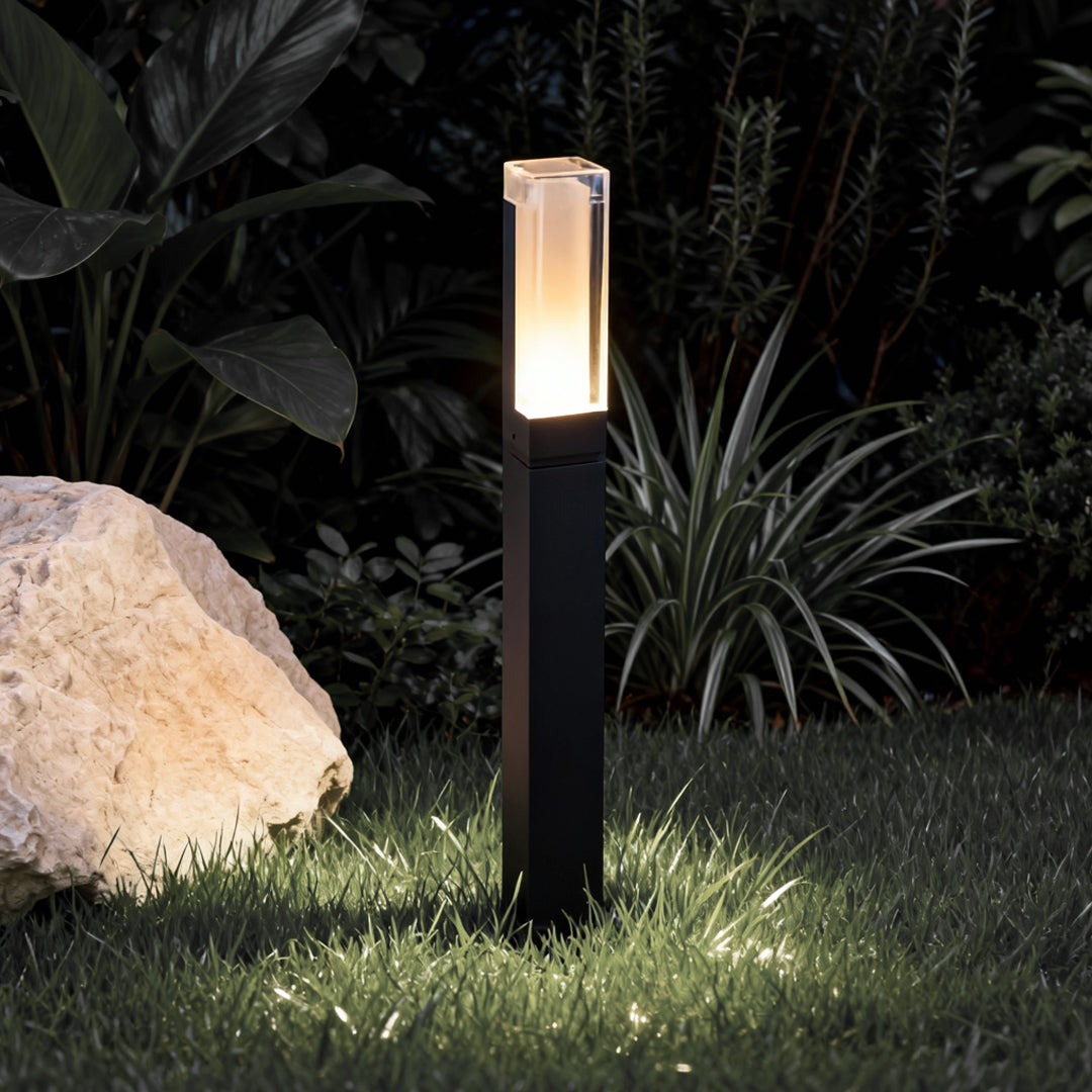 CubicLight | Modern Minimalist Aluminum LED Bollard Light for Outdoors