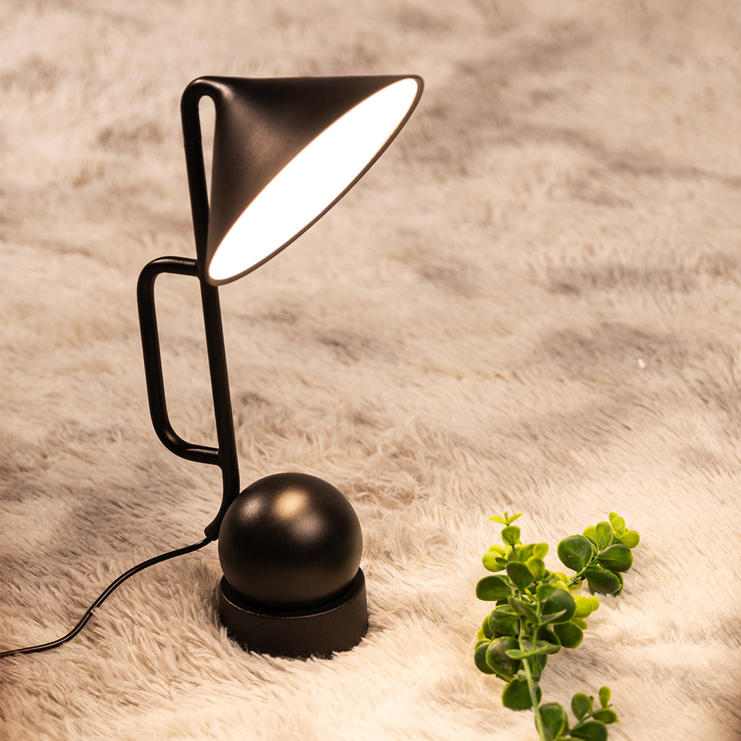 Nocturne | Modern Black Metal Adjustable LED Desk Lamp 4